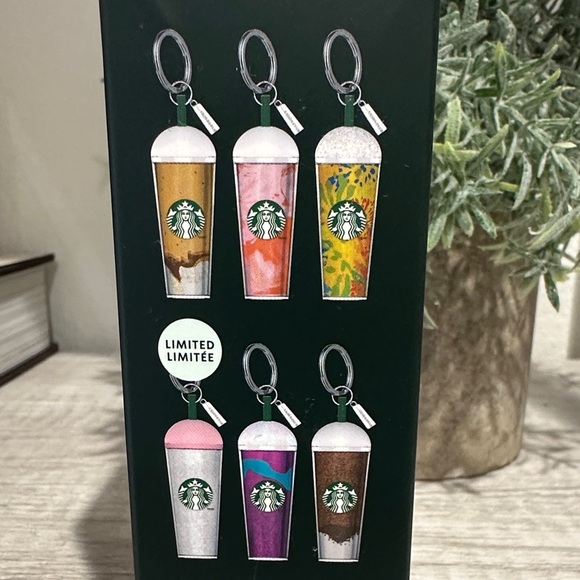 Starbucks Cold Cup Keychains - Picture 6 of 7
